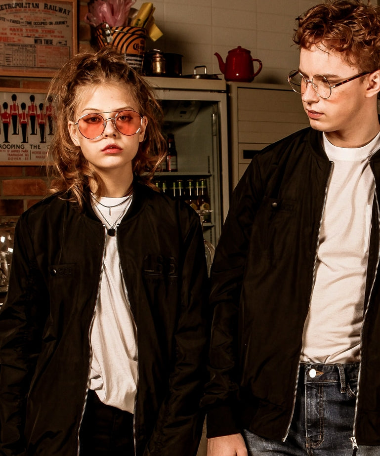 ユベスコ(UBESCO) Room Number Blouson Jumper Black MSOT8012
