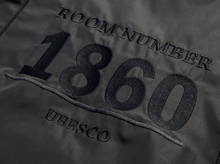 ユベスコ(UBESCO) Room Number Blouson Jumper Black MSOT8012