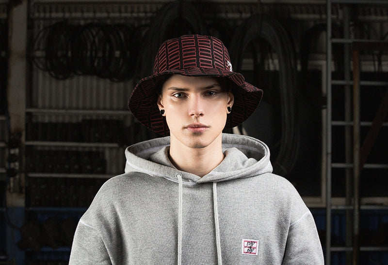 ベドインベド(BADINBAD) 	TABS LOGO BUCKET HAT_BLACK