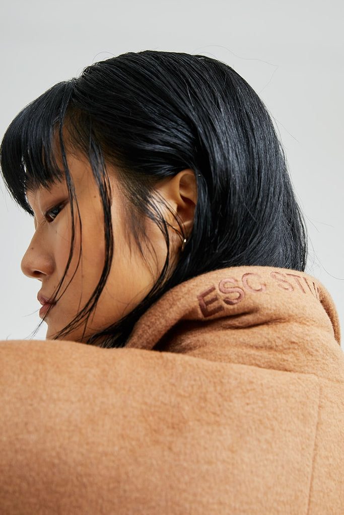 イーエスシースタジオ(ESC STUDIO) Over size double coat (camel)