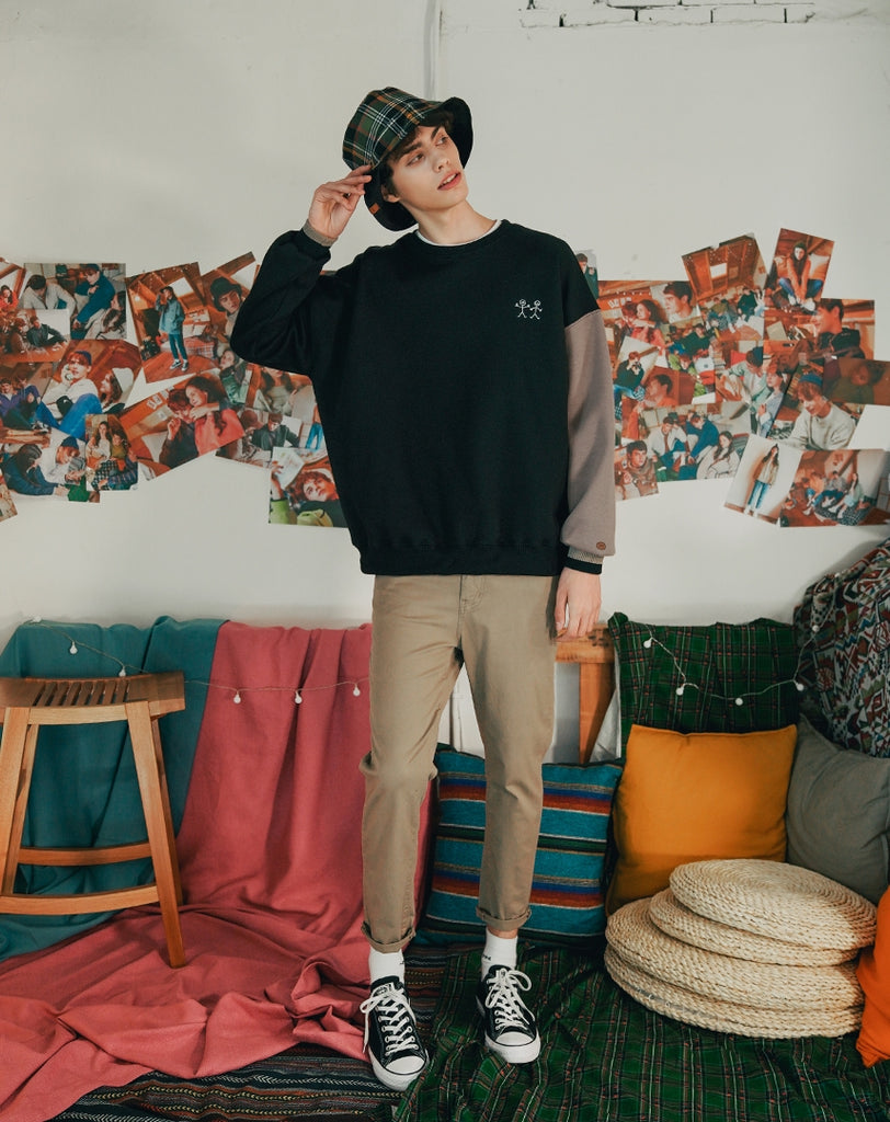 ダブルユーブイプロジェクト(WV PROJECT) Playing Sweatshirt Black SYMT7345