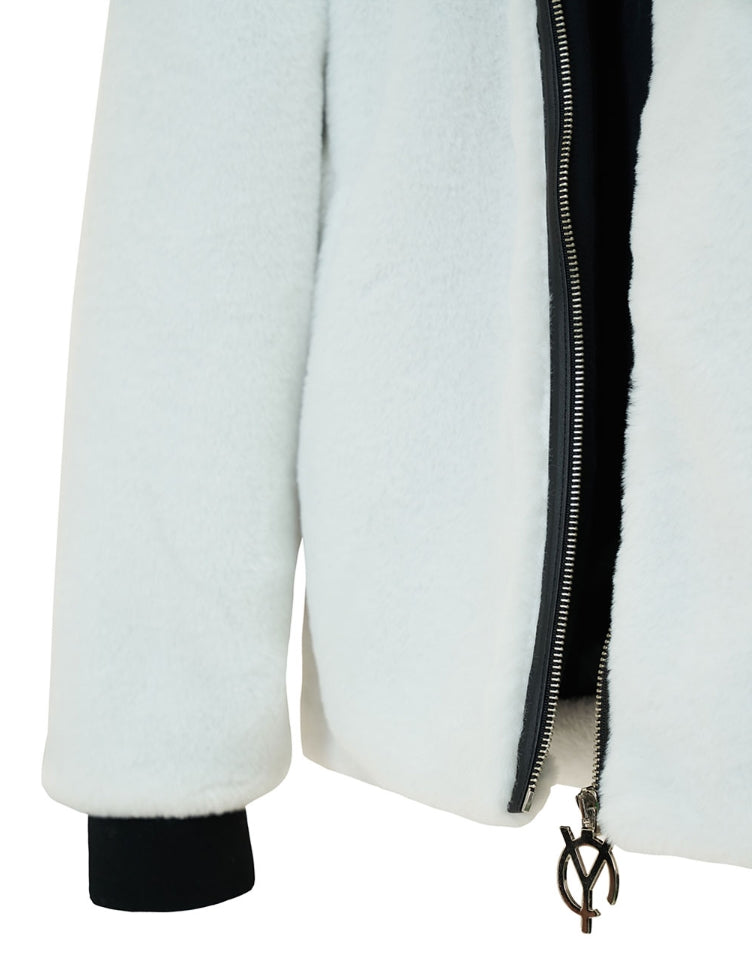 オーワイ(OY) LOGO FUR JACKET - WHITE
