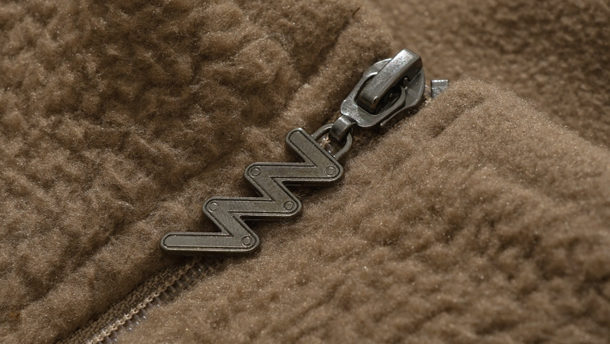 ダブルユーブイプロジェクト(WV PROJECT) BEBELINE BOUCLE ZIPUP BROWN MJOT7352