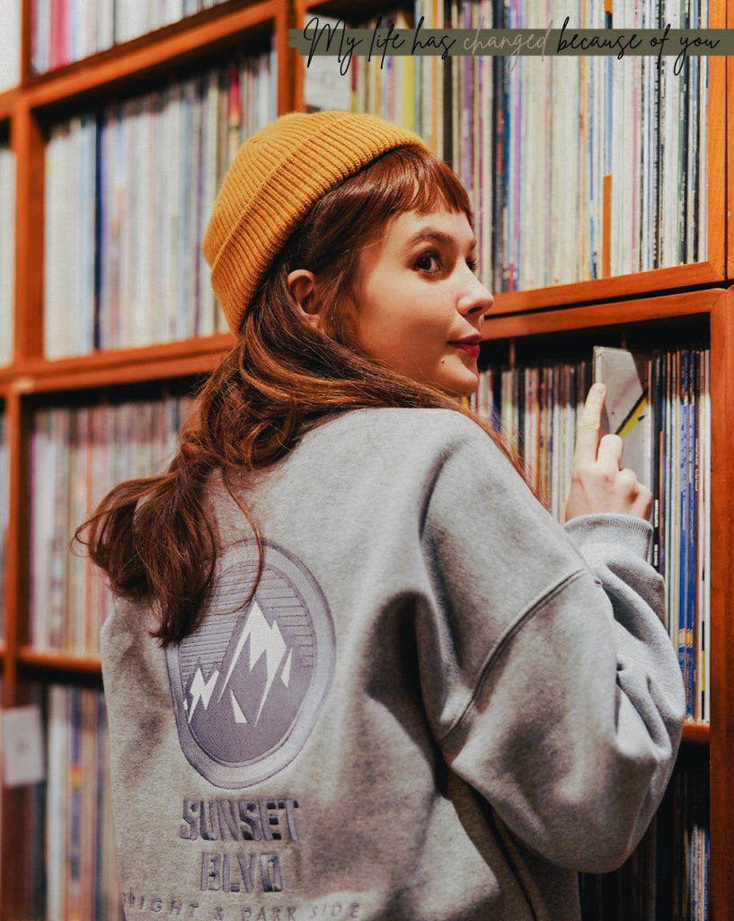 ダブルユーブイプロジェクト(WV PROJECT) SUNSET SWEAT SHIRT GRAY KHMT7357