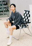 セイントペイン(SAINTPAIN)  SP PIGMENT VRTN LOGO CREW NECK-GRAY