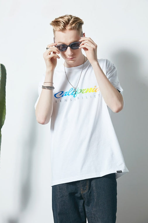 セイントペイン(SAINTPAIN)  SP CALIFORNIA RAINBOW TEE-WHITE