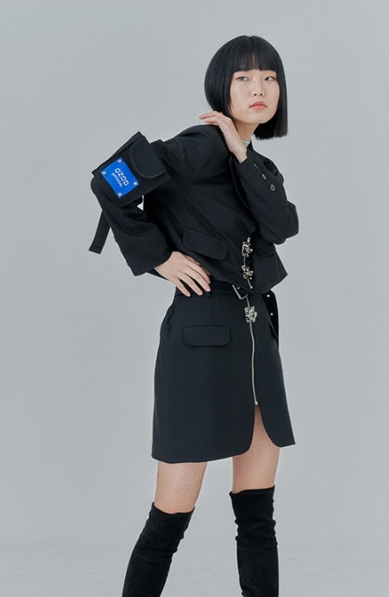 オージーオーディー(OZOD) CROP BLAZER_black
