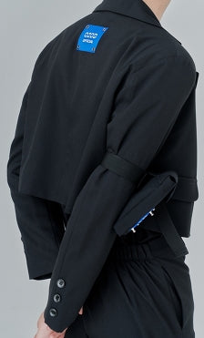 オージーオーディー(OZOD) CROP BLAZER_black