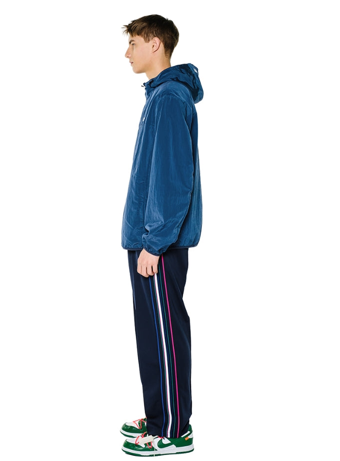 MMIC(エムエムアイシー) ESSENTIAL WINDBREAKER