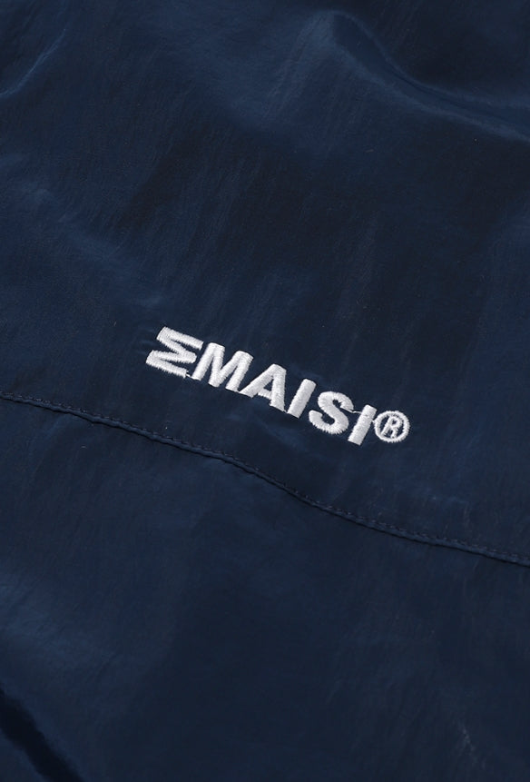 MMIC(エムエムアイシー) ESSENTIAL WINDBREAKER