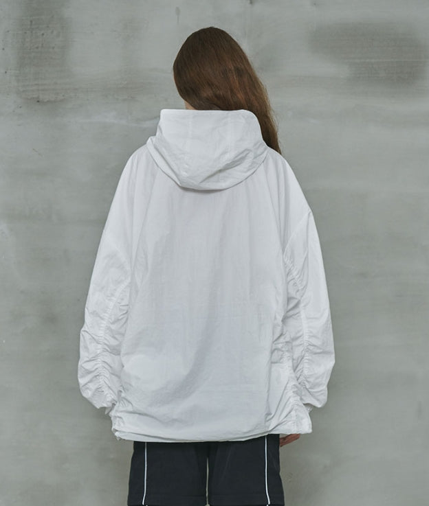オーワイ(OY) 	LOGO SHIRRING ANORAK JACKET-WHITE