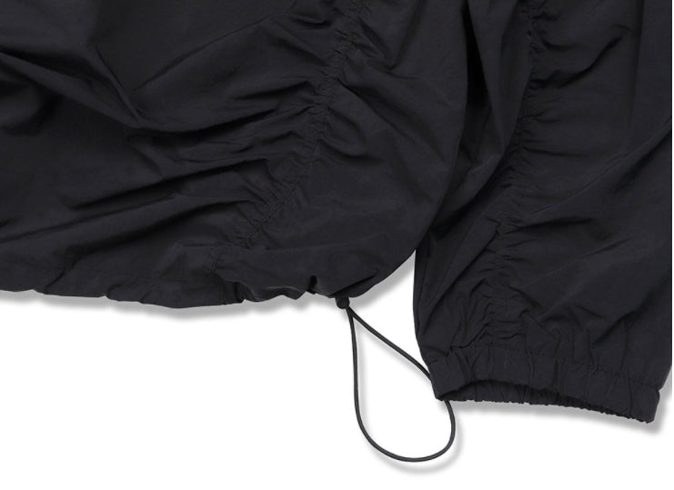 オーワイ(OY) 	LOGO SHIRRING ANORAK JACKET-BLACK
