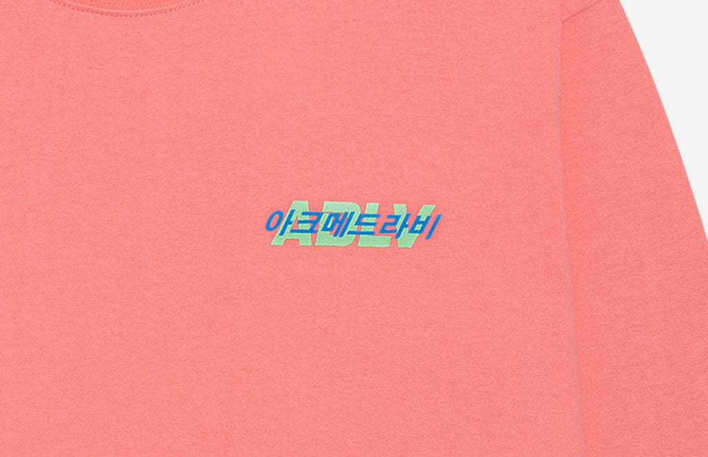 アクメドラビ(acme' de la vie) ADLV HANGUL LOGO LONG SLEEVE T-SHIRT CORAL