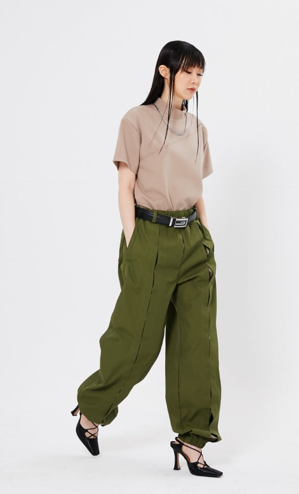 イーエスシースタジオ(ESC STUDIO)   Slit training pants (khaki)