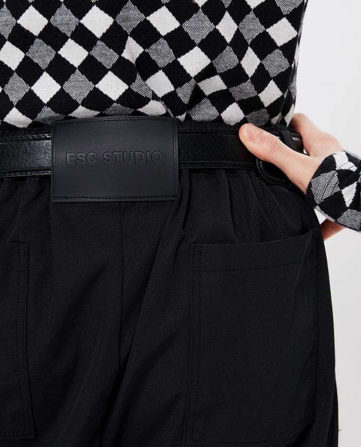 イーエスシースタジオ(ESC STUDIO)   Slit training pants (black)