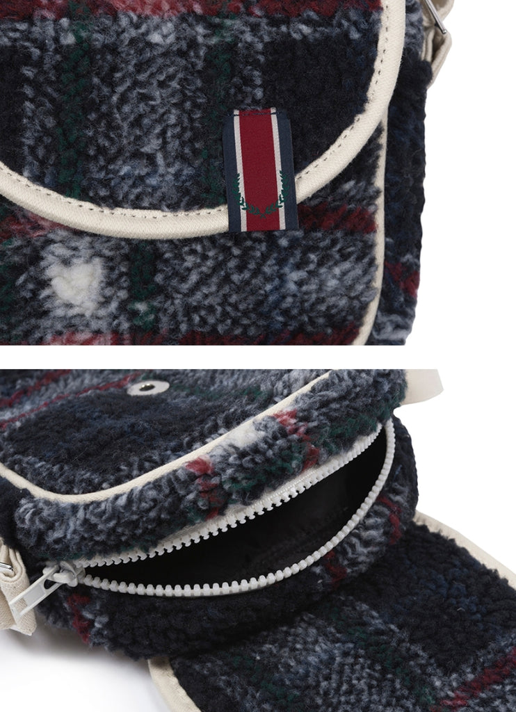 ロマンティッククラウン(ROMANTIC CROWN) MINIMAL CROSS BAG_NAVY