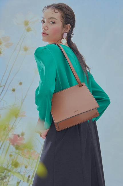 BBYB(ビービーワイビー)  Dahlia (S) Bag (Brown Sugar)