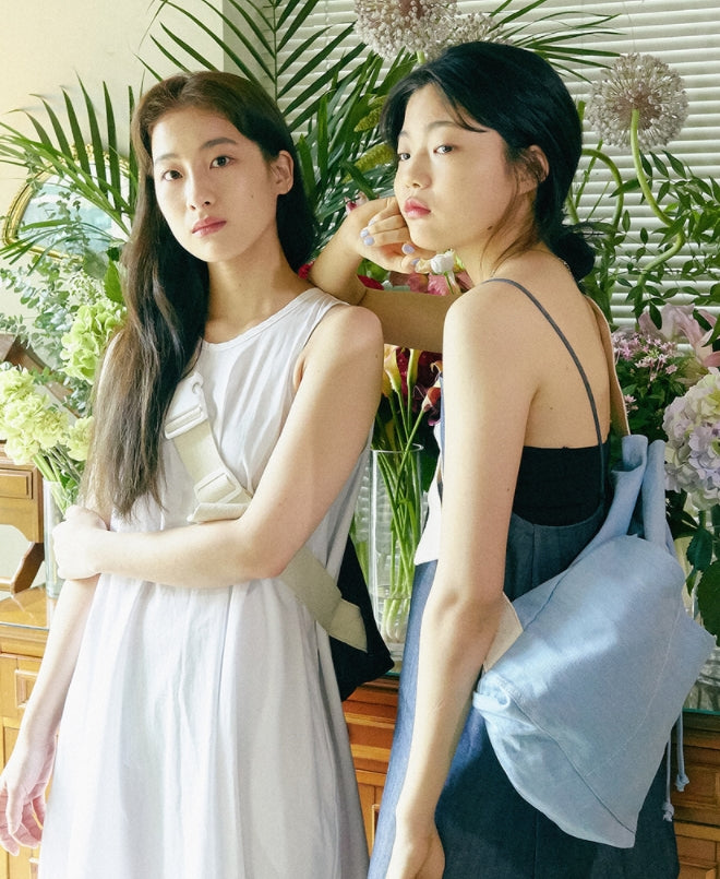 オルモストブルー(Almost Blue) DENIM BUCKET SLING BAG