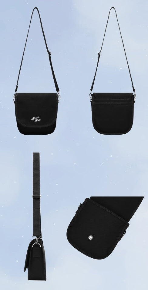 オルモストブルー(Almost Blue) HALF MOON CANVAS CROSS BAG