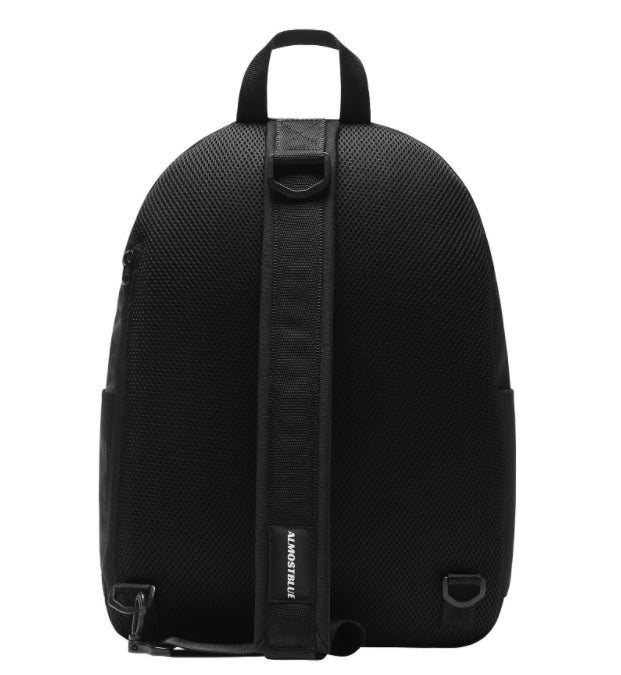 オルモストブルー(Almost Blue) STANDARD SLING BAG