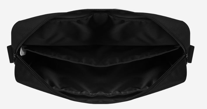 オルモストブルー(Almost Blue) ALMOSTBLUE X IZRO MESSENGER BAG