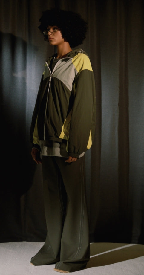 ORDINARY PEOPLE(オーディナリーピープル)  COLOR BLOCK HOODED YELLOW WIND BREAKER