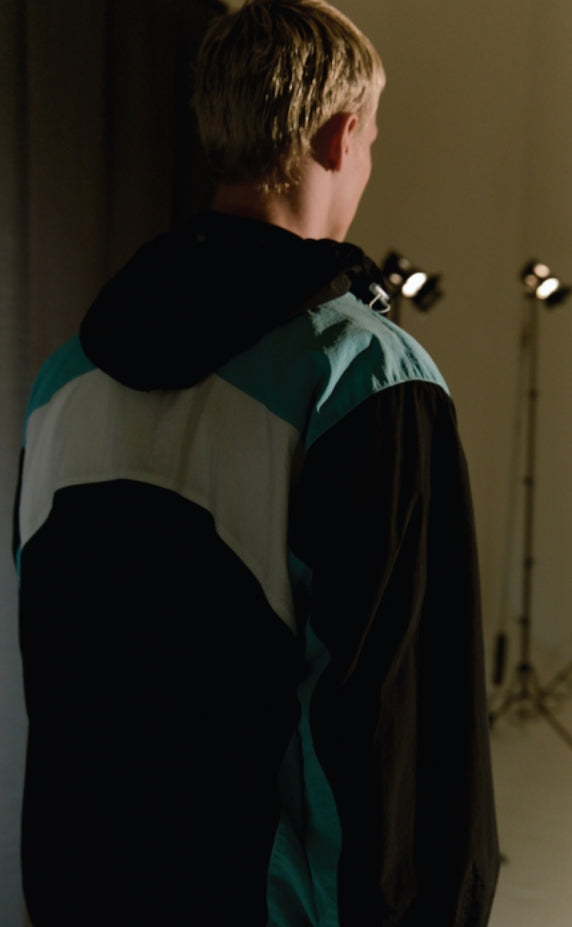 ORDINARY PEOPLE(オーディナリーピープル)  COLOR BLOCK HOODED MINT WIND BREAKER