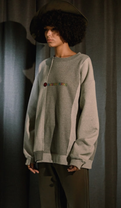 ORDINARY PEOPLE(オーディナリーピープル) SMILE PATCH LOGO GREY SWEATSHIRTS