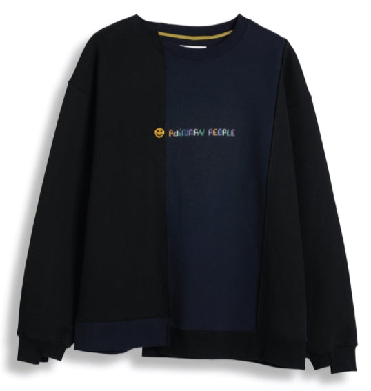 ORDINARY PEOPLE(オーディナリーピープル) SMILE PATCH LOGO NAVY SWEATSHIRTS