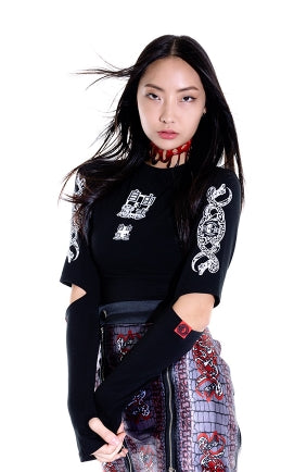 オージーオーディー(OZOD) snake crop top_black