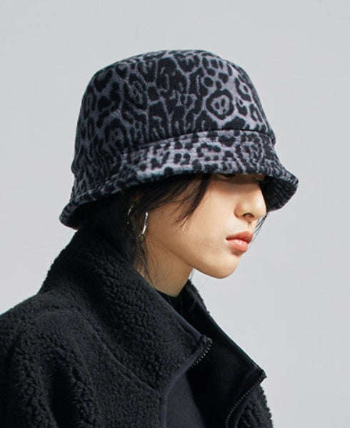 セイントペイン(SAINTPAIN) SP Leopard Fleece Bucket Hat-Gray