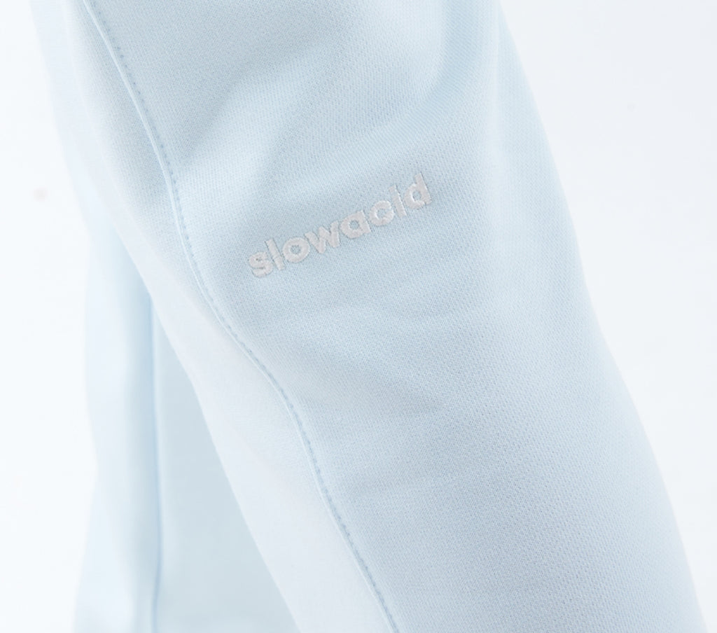 スローアシッド(SLOW ACID)   Signature Logo Sweat pants (SKY BLUE)