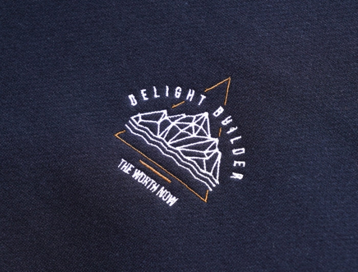 ティーダブリューエヌ(TWN)  GEOMETRY SWEAT SHIRT NAVY STMT3300