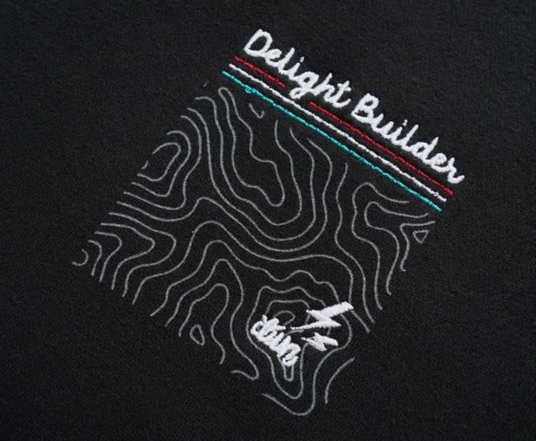 ティーダブリューエヌ(TWN)  MAPFIND SWEAT SHIRT BLACK STMT3303