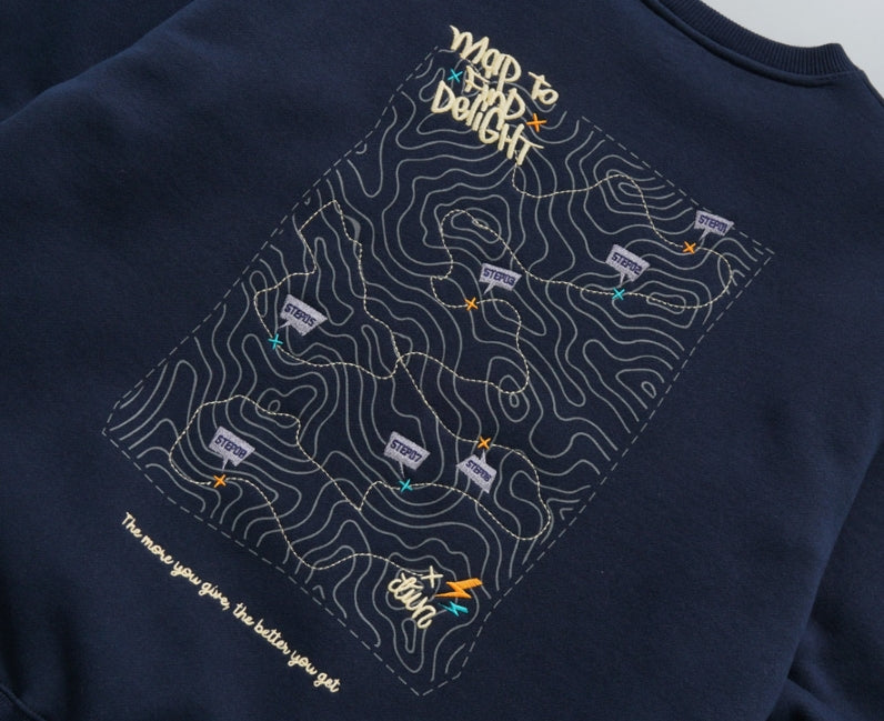 ティーダブリューエヌ(TWN)  MAPFIND SWEAT SHIRT NAVY STMT3303