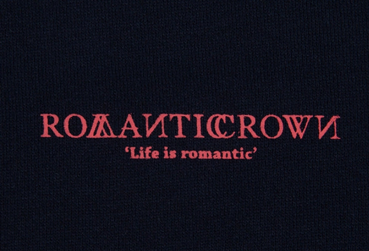 ロマンティッククラウン(ROMANTIC CROWN) RMTCRW SLOGAN SWEAT SHIRT_NAVY