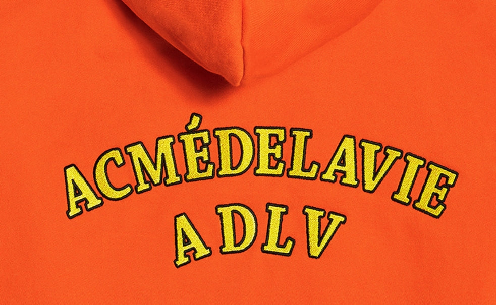 アクメドラビ(acme' de la vie)  TWO COLORS EMBROIDERY HOODIE ORANGE