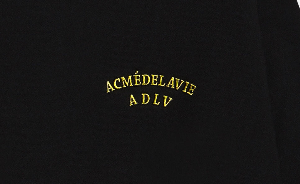 アクメドラビ(acme' de la vie)  TWO COLORS EMBROIDERY SWEAT SHIRT BLACK