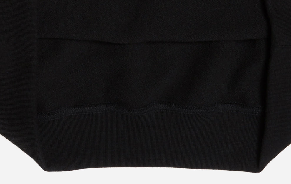 アクメドラビ(acme' de la vie)  TWO COLORS EMBROIDERY SWEAT SHIRT BLACK