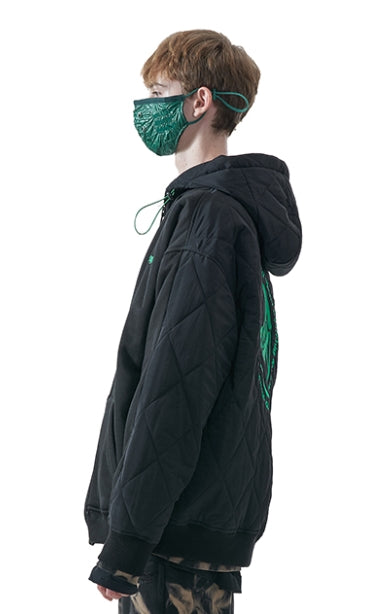 MMIC(エムエムアイシー) HALF QUILTED ZIP-UP HOODIE BK