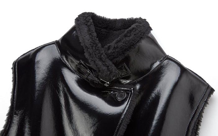 MMIC(エムエムアイシー) ENAMEL MOUTON VEST BK