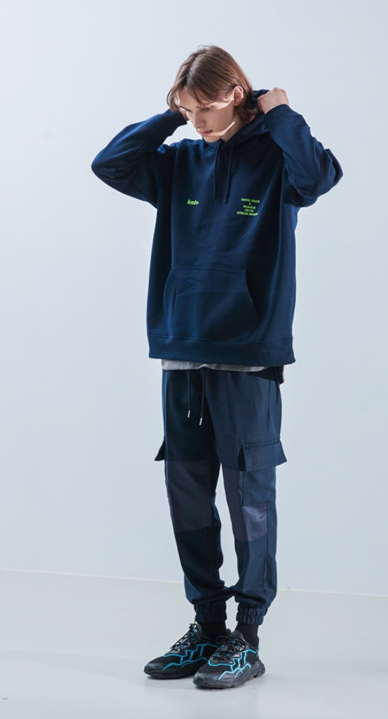 KND(ケイエンド) VIOLENCE HIDE GRAPHIC HOODY-K