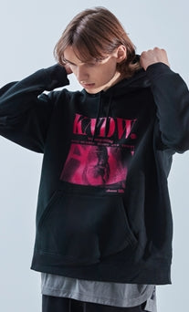 KND(ケイエンド) MARK REONTON GRAPHIC HOODY-K