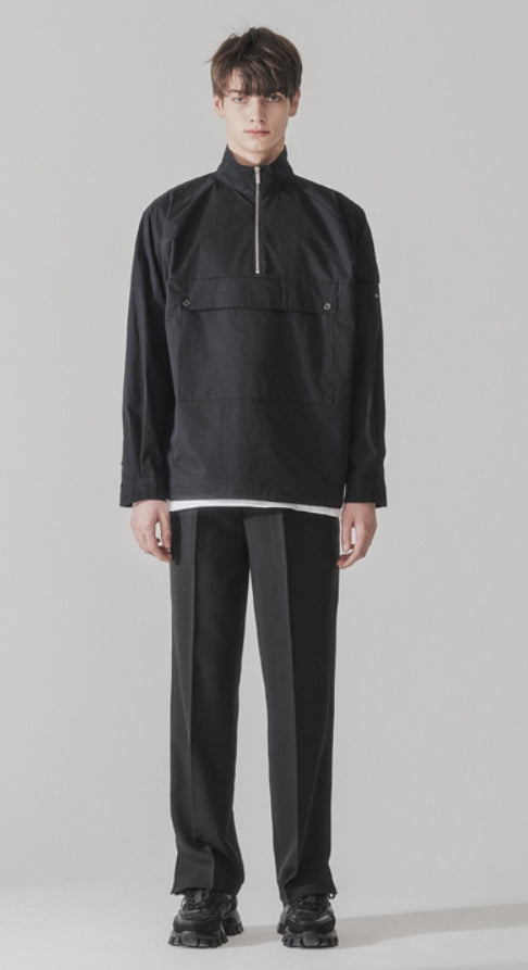 KND(ケイエンド) PEACH SKIN UTILITY POCKET ANORAK BK