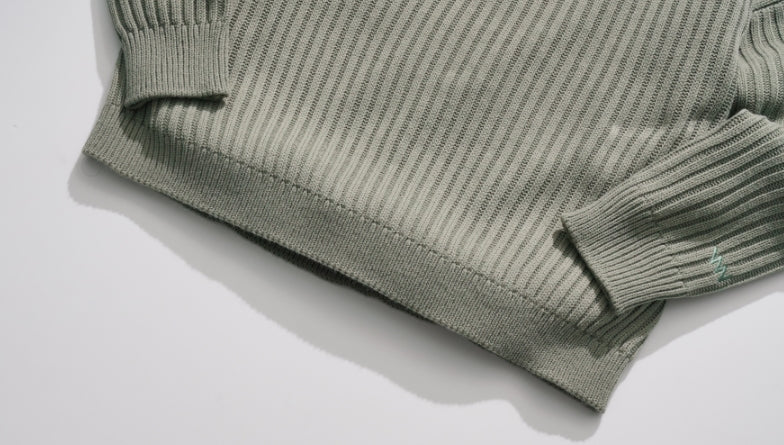 ダブルユーブイプロジェクト(WV PROJECT)  Peanut Butter Turtleneck Knit Light Khaki CJKN7434