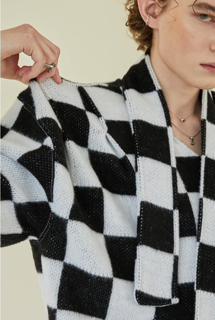 イーエスシースタジオ(ESC STUDIO)  Chess muffler cardigan