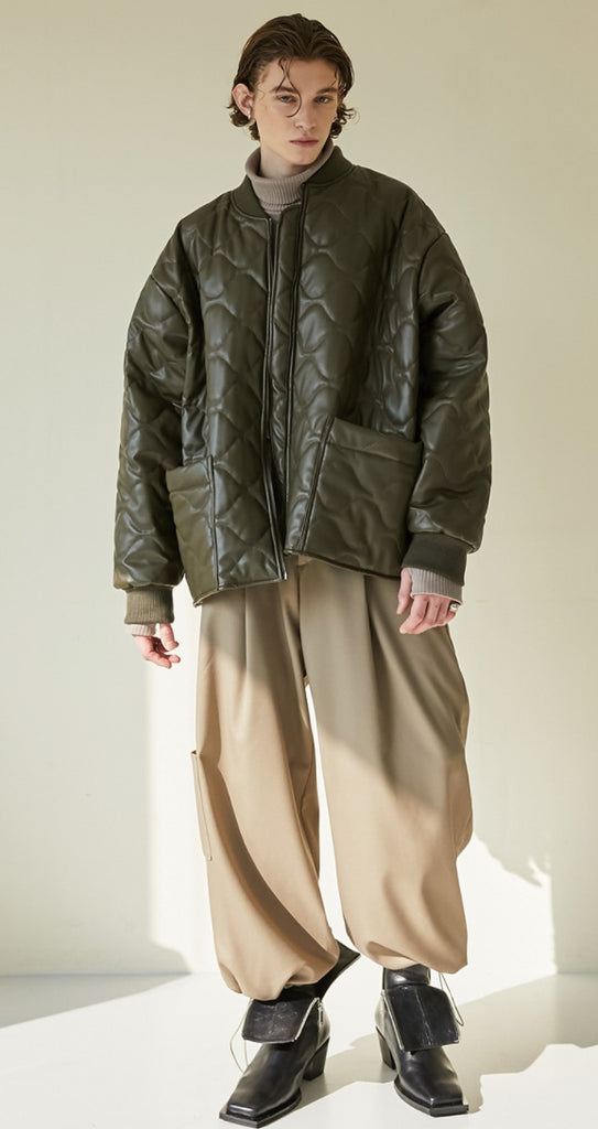 イーエスシースタジオ(ESC STUDIO)  Leather quilted jumper (khaki)