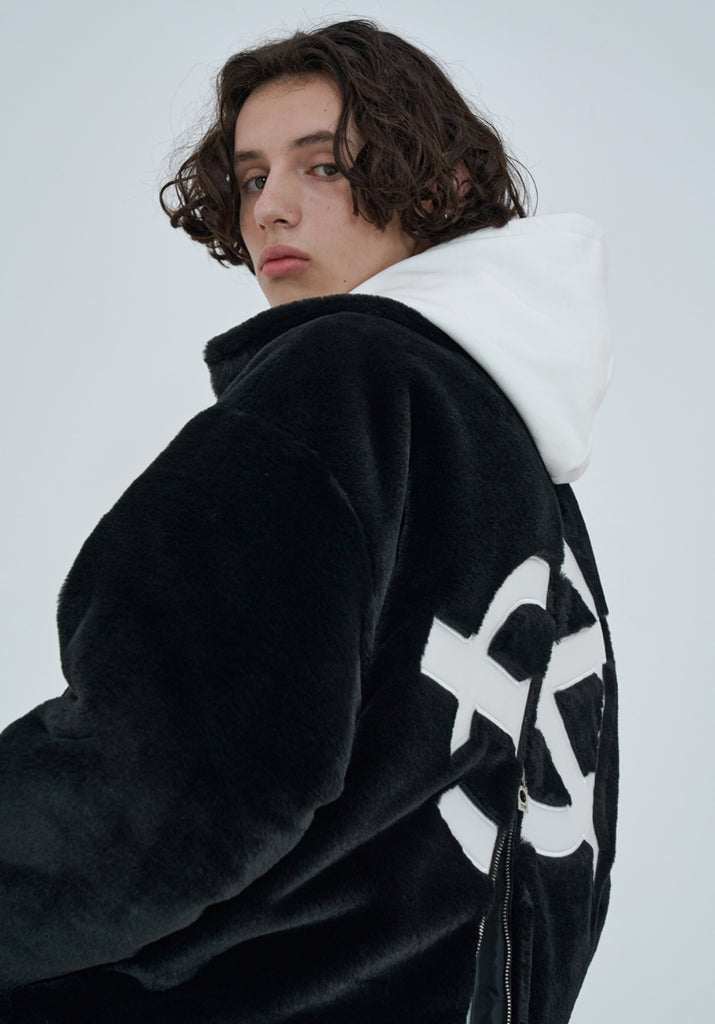 オーワイ(OY) 	BOTH ZIPPER UNBALANCE LOGO FUR JACKET-BLACK