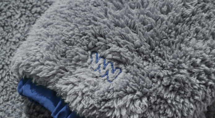 ダブルユーブイプロジェクト(WV PROJECT)Kakao Reversible Synthetic Puffer Blue KHOT7439