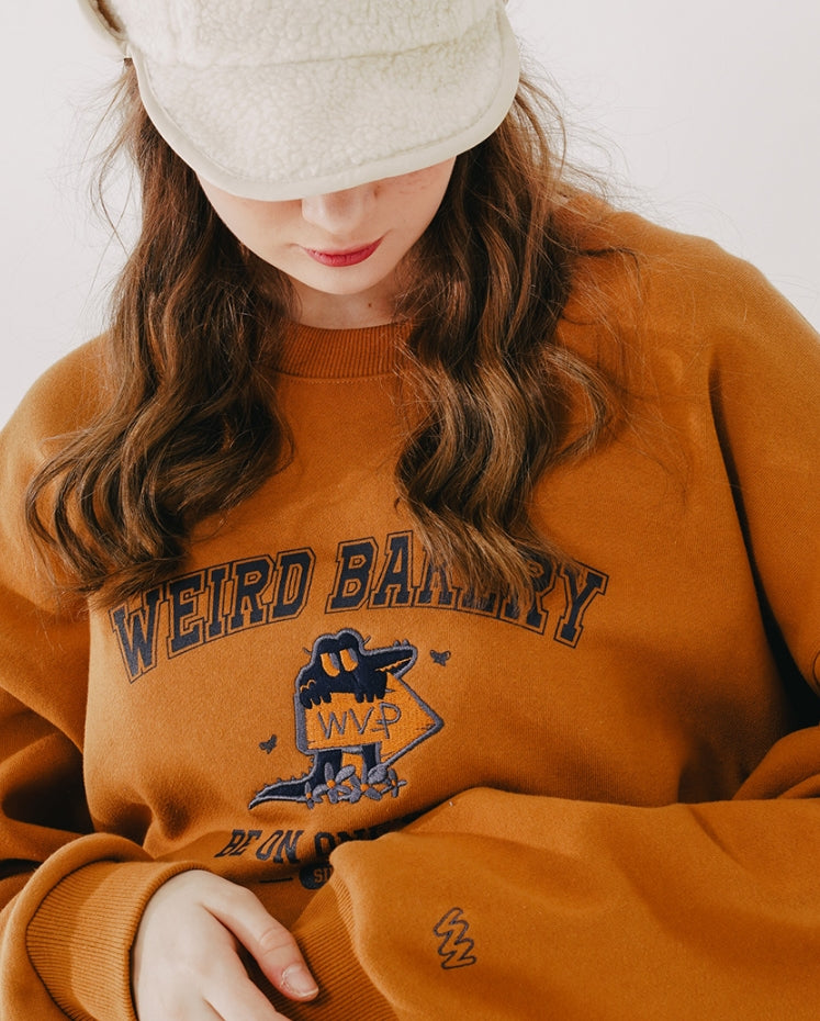 ダブルユーブイプロジェクト(WV PROJECT) Cookiedile Sweatshirt Camel KMMT7453